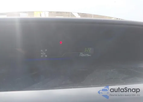 2014 Toyota Prius V Two z USA, uszkodzony, nr VIN JTDZN3EU7EJ003324